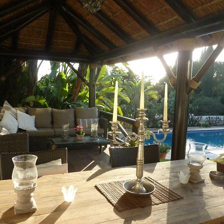 Villa Breeze Boutique Guest Rooms, Marbella Sitio de Calahonda Esterno foto
