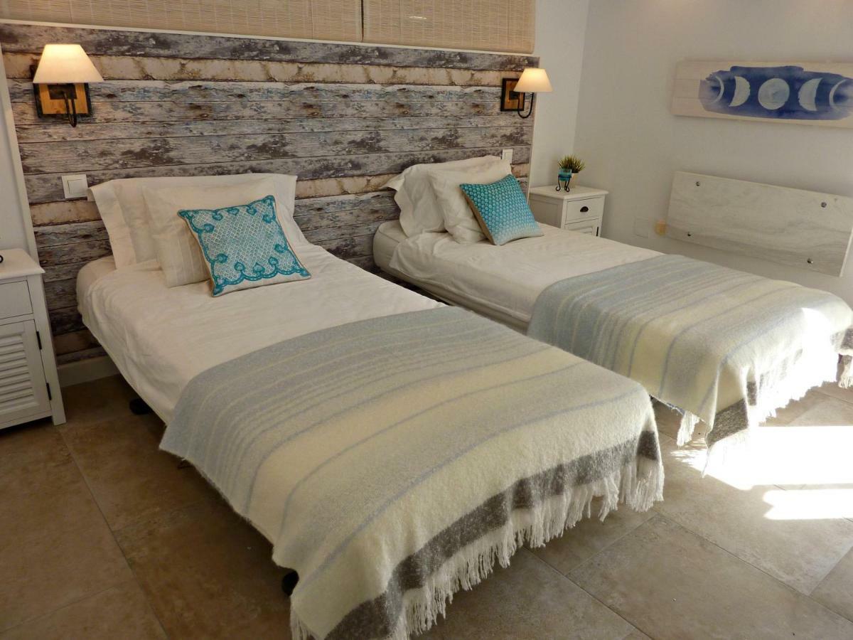 Villa Breeze Boutique Guest Rooms, Marbella Sitio de Calahonda Esterno foto
