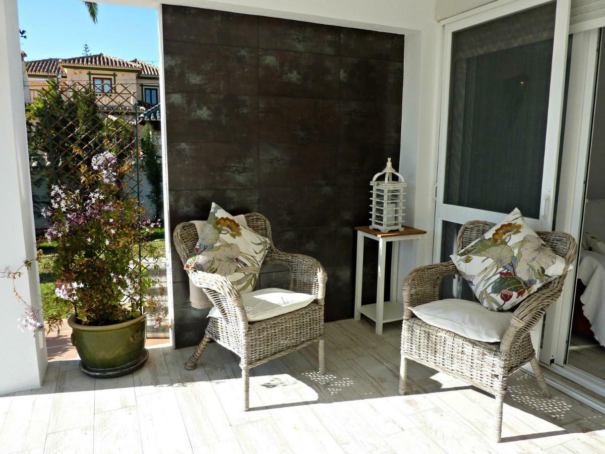 Villa Breeze Boutique Guest Rooms, Marbella Sitio de Calahonda Esterno foto