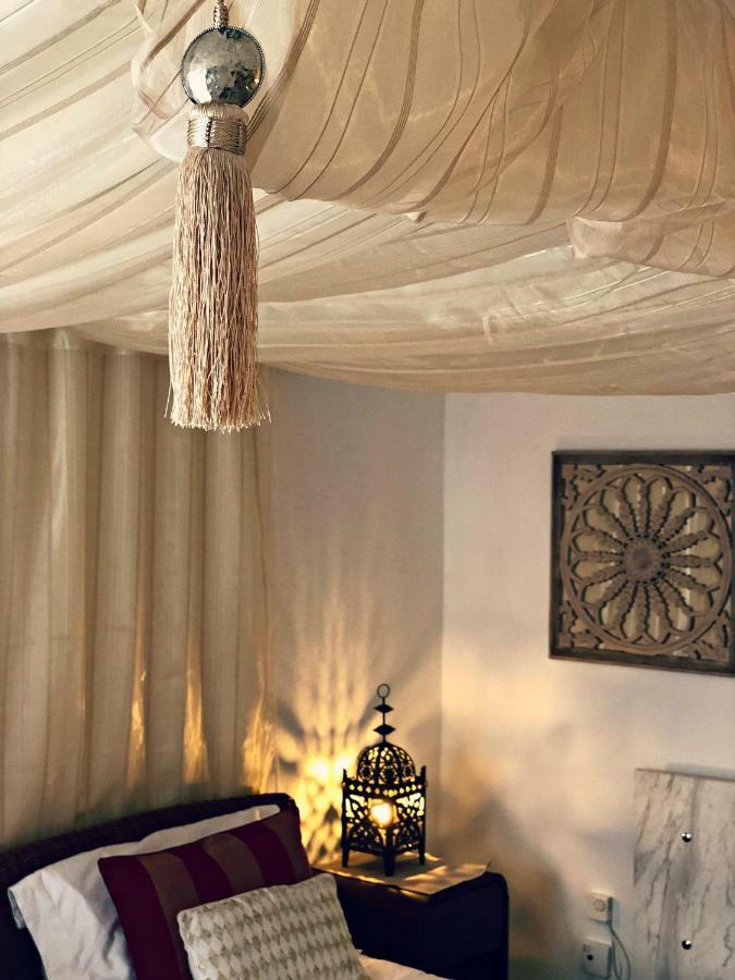 Villa Breeze Boutique Guest Rooms, Marbella Sitio de Calahonda Esterno foto